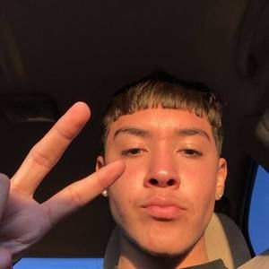 Meet your Posher, Diego